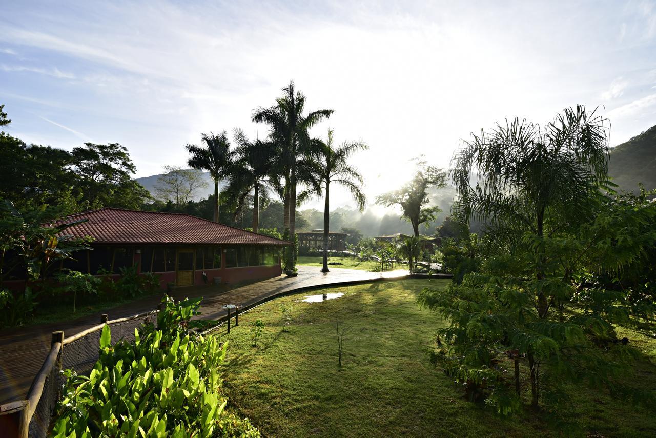 אובטובה Banana Bamboo Ecolodge מראה חיצוני תמונה